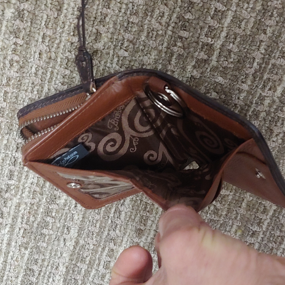 Brighton leather wallet - Picture 10 of 16